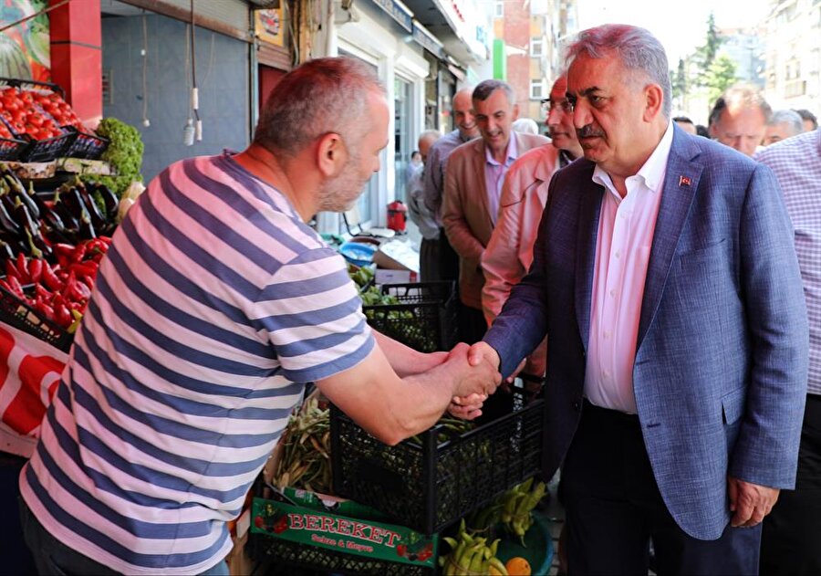 AK Parti Genel Başkan Yardımcısı Hayati Yazıcı