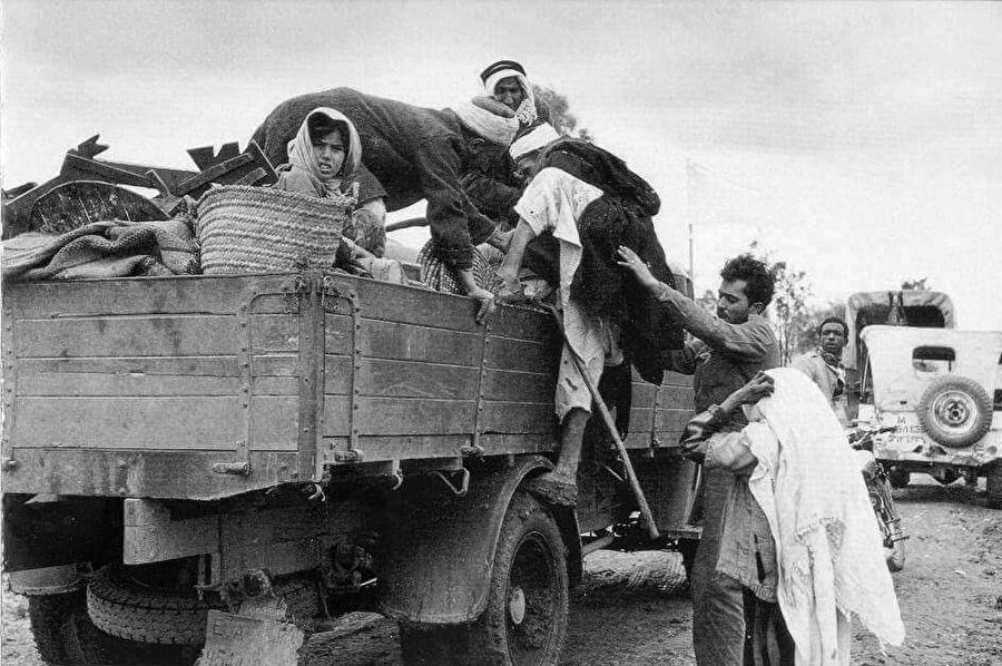 Faluce'de yaşayan Filistinlilerden bazıları, çatışmalar sebebiyle daha güvenli bölgelere göç etmişlerdi.