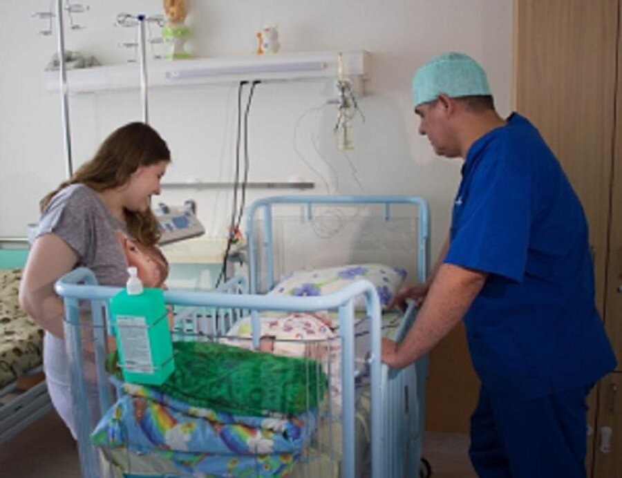 Rusya'da, doğmamış bebeğe beyin ameliyatı yapıldı