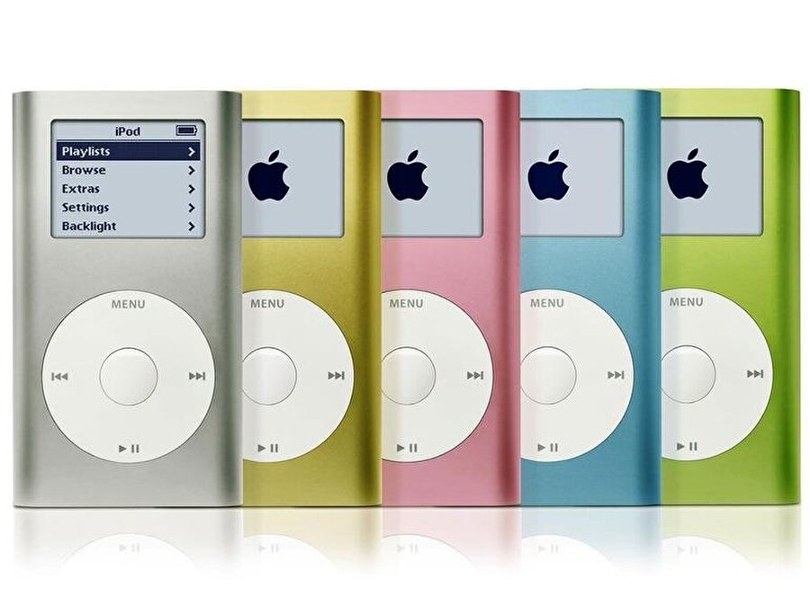 iPod müzik dünyasında büyük yankı uyandırarak dijital müziğe yeni bir boyut kazandırdı. 