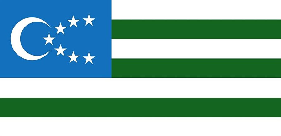 1918 yılında kurulan Birleşik Kafkasya Cumhuriyeti’nin bayrağı.