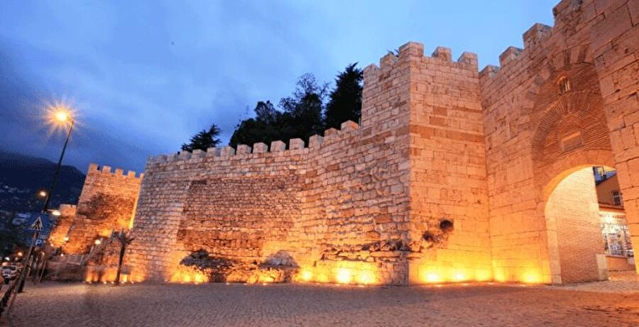 Tarihi Bursa surları