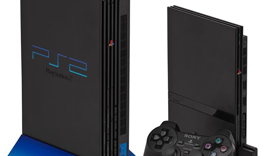 PlayStation 2 özellikle Şampiyonlar Ligi reklamlarıyla ciddi bir kitle oluşturmuş, prestijli bir cihaz olarak tanımlanmaya başlamıştı. 