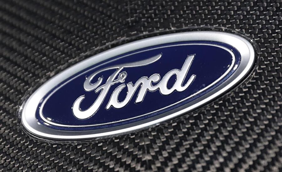 Ford'un elektrikli araç yatırımları önümüzdeki dönemlerde de devam edecek gibi görünüyor. ABD merkezli şirket birkaç yıl içinde yeni fabrikalarda üreteceği elektrikli araçlarla model çeşitliliğini artırmayı hedefliyor.