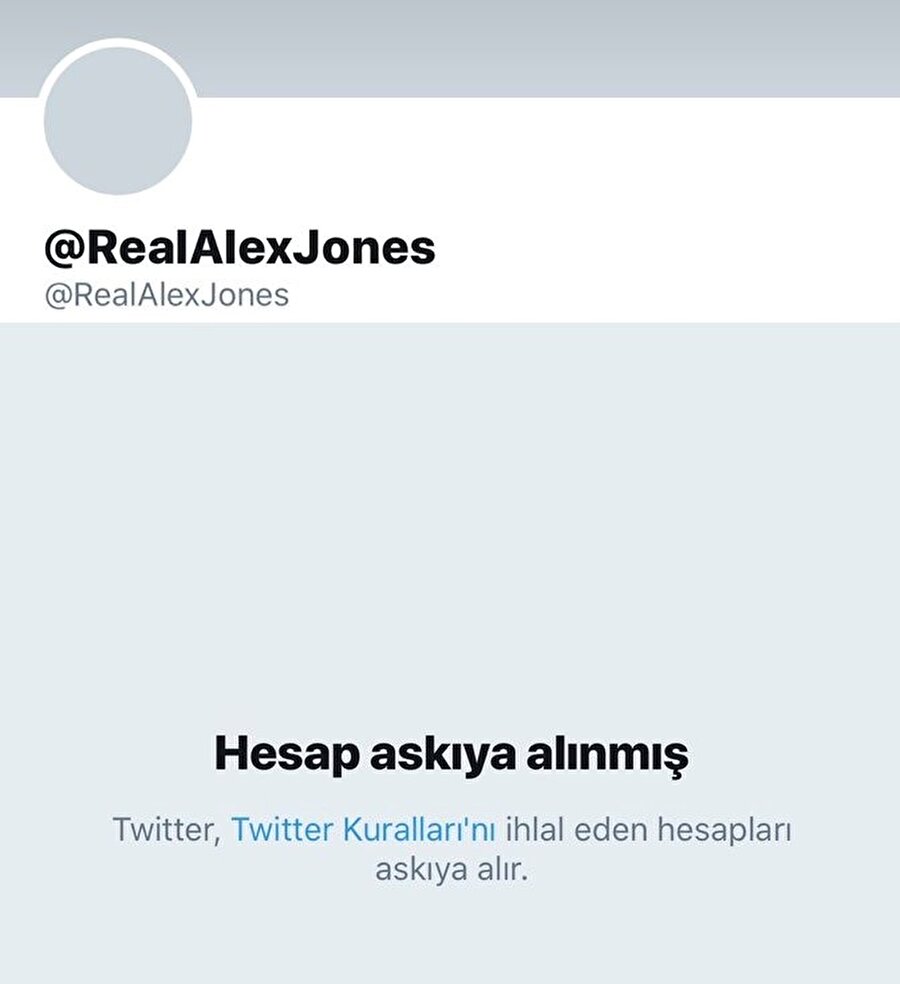 Alex Jones'un Twitter hesabı süresiz olarak askıya alındı. 