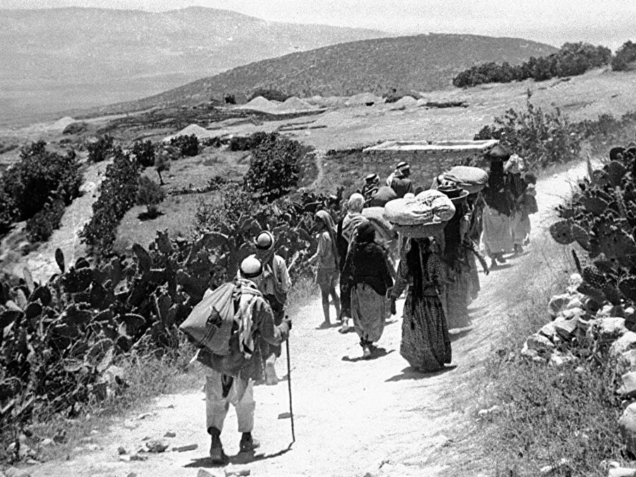 Oslo ile, 1948'de yurtlarını terk etmek durumunda kalan Filistinlilerin geri dönüş beklentileri de sona ermiş oldu.