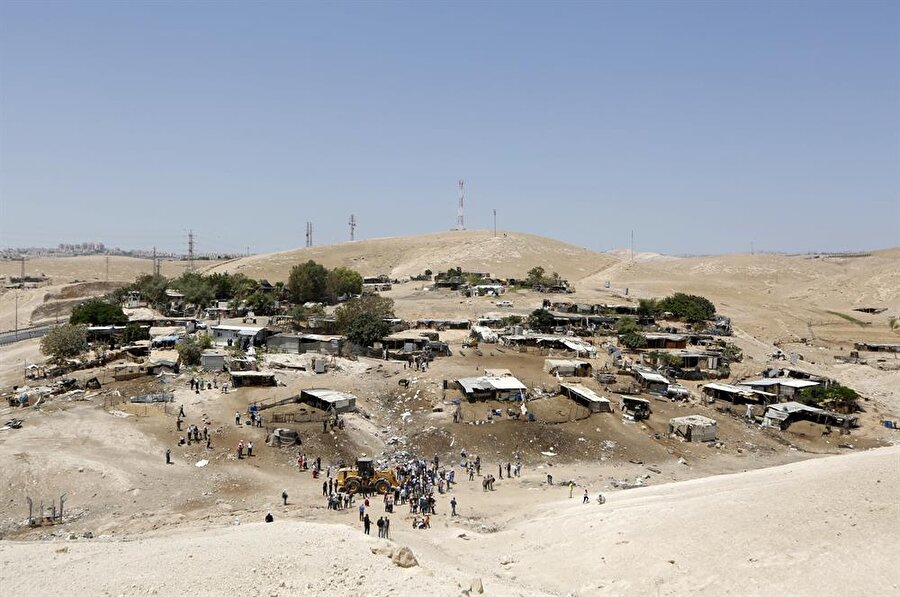 Yaklaşık 200 Filistinlinin yaşadığı Han el-Ahmer köyü, İsrail'in yasa dışı yerleşimlerinin son hedefi durumunda.