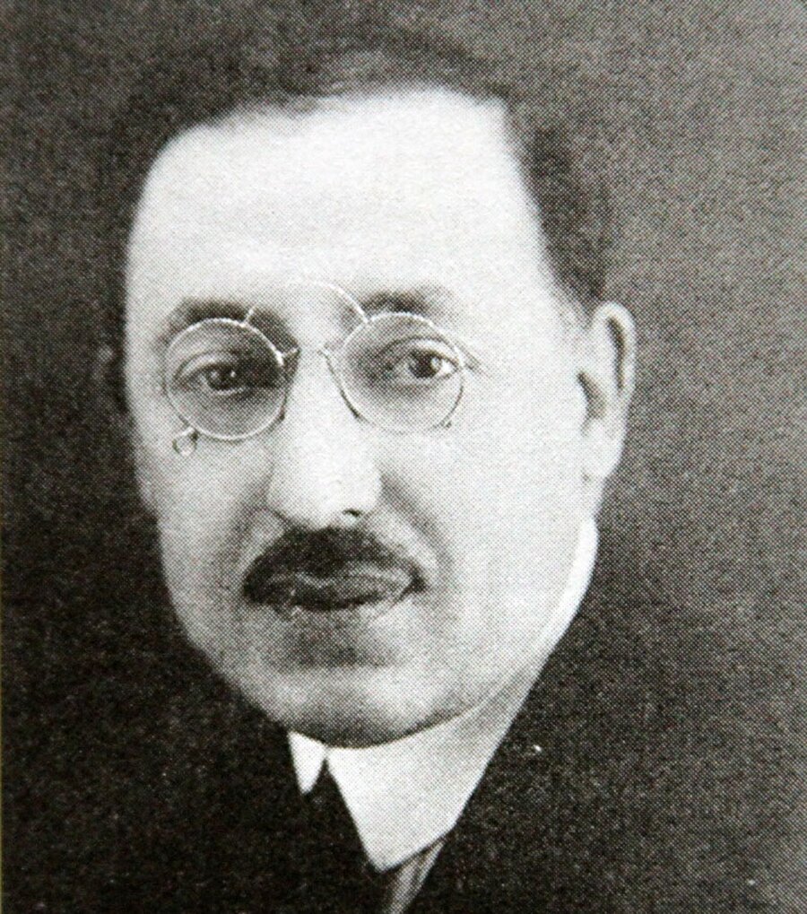 İran Başbakanı Ahmed Kavam.