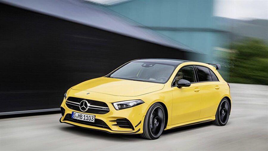 Mercedes'in yeni 'canavarı' AMG A-35, konsept videolarda sarı renkli olarak görüntülenmişti.