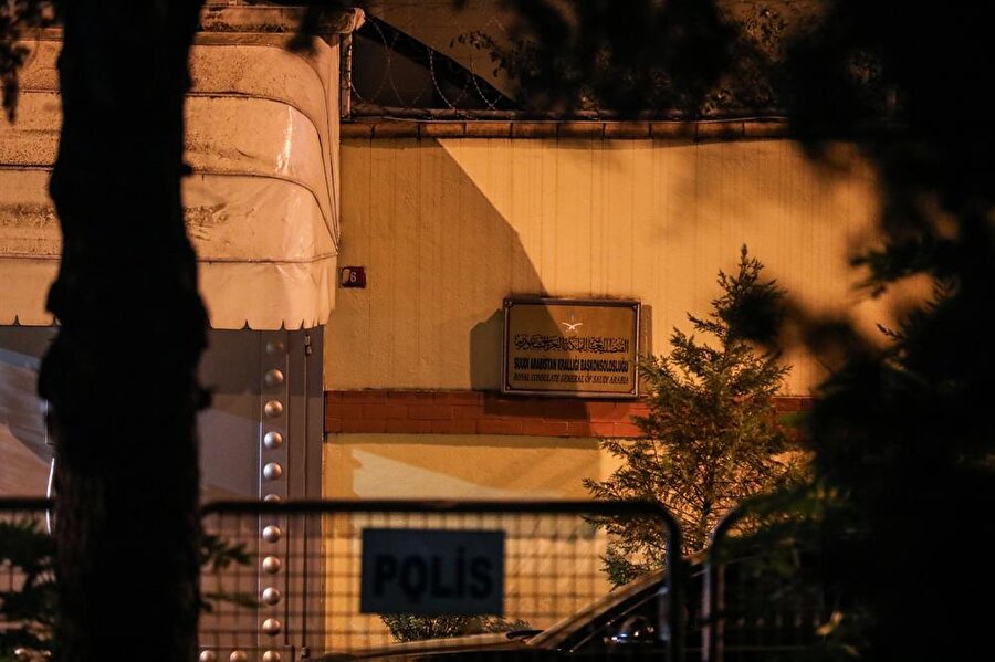 Reuters ajansı, Türk yetkililerin Suudi gazeteci Cemal Kaşıkçı'nın Suudi Arabistan'ın İstanbul Başkonsolosluğu'nun içinde öldürüldüğüne inandığı iddiasına yer veren bir haber yayımladı. Reuters, haberi iki Türk yetkiliye dayandırdı.