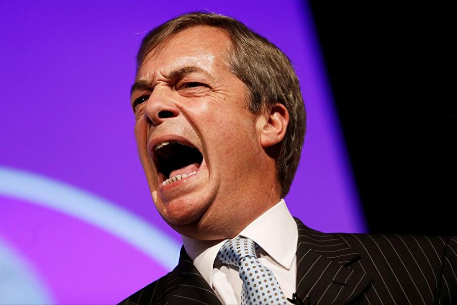 Brexit destekçisi ve Birleşik Krallık Bağımsız Partisi'nin (UKIP) eski lideri Nigel Farage, Birmingham'da düzenlenen 'Bırakın' mitinginde konuşmuştu. 