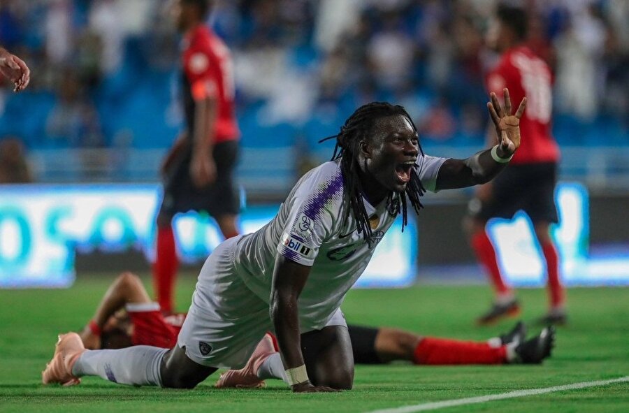 Fransız golcü, Al Hilal'de de aynı gol sevincini sürdürüyor.