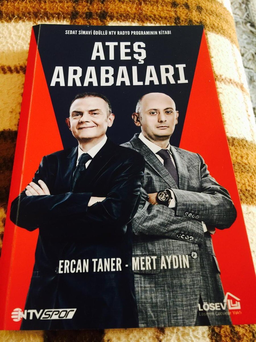 Ercan Taner ve Mert Aydın'ın yazdığı Ateş Arabaları isimli kitap.