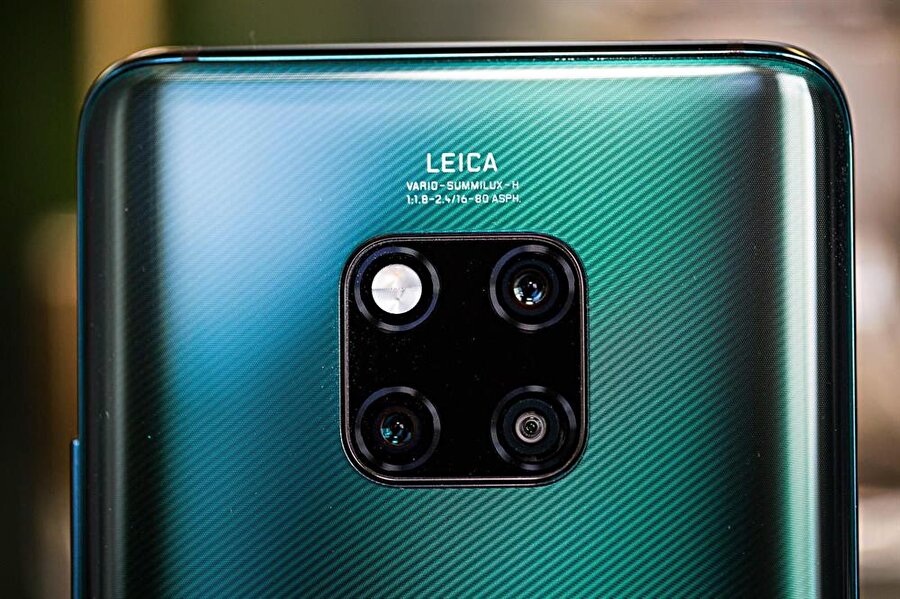 Huawei Mate 20 Pro, Leica imzalı kamerasıyla da başarılı bir performans sunmayı başarıyor. 