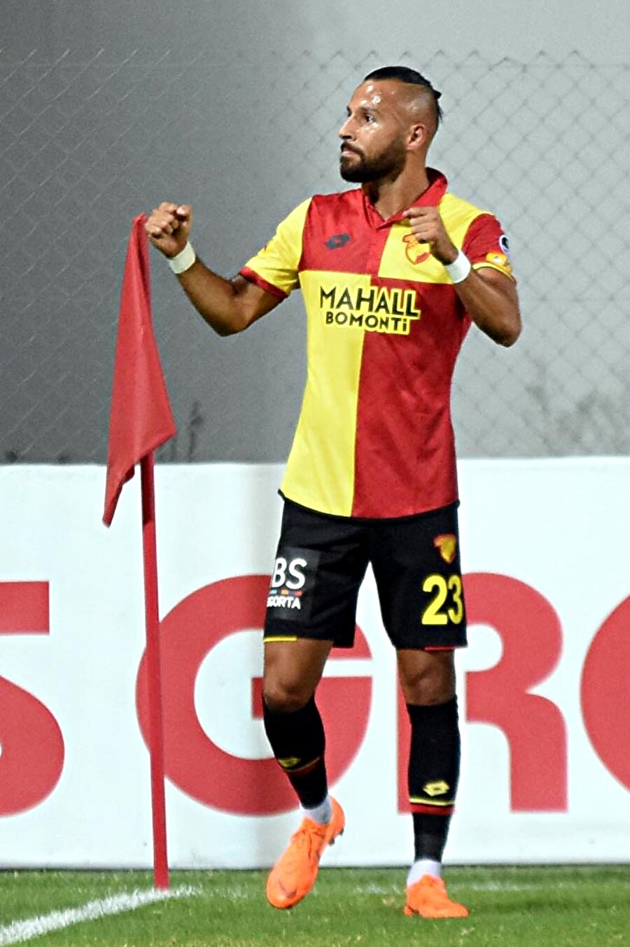 Göztepe'nin yıldız oyuncusu Yasin Öztekin, takımının Beşiktaş karşısındaki en önemli kozlarından biri olacak.