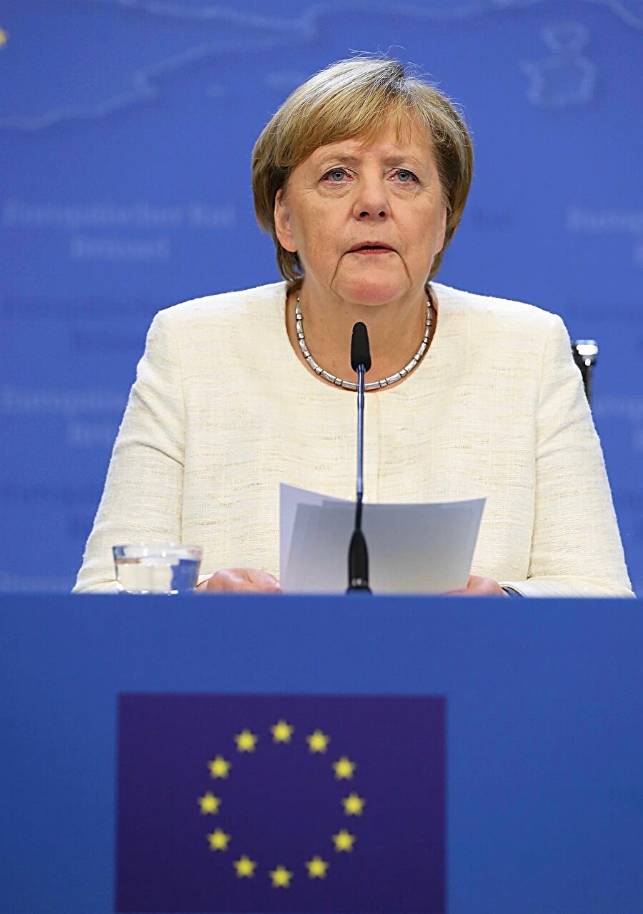 Almanya Şansölyesi Angela Merkel