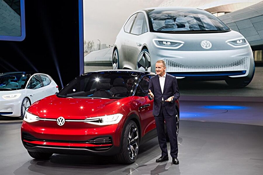 Volkswagen'in bu yeni fabrikayla birlikte elektrikli araç üretiminde önemli bir konuma yerleşmesi bekleniyor. 