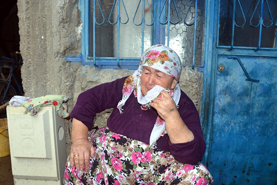 Babaanne Eşe Yurdagül, yaralanan torunu için gözyaşı döktü. 