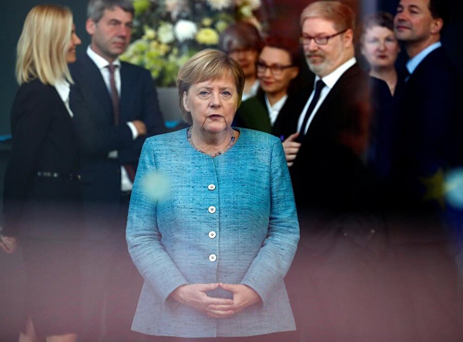 Almanya Şansölyesi Angela Merkel, 2021 yılında gerçekleşecek olan başbakanlık seçimleri için de aday olmayacağını açıkladı.