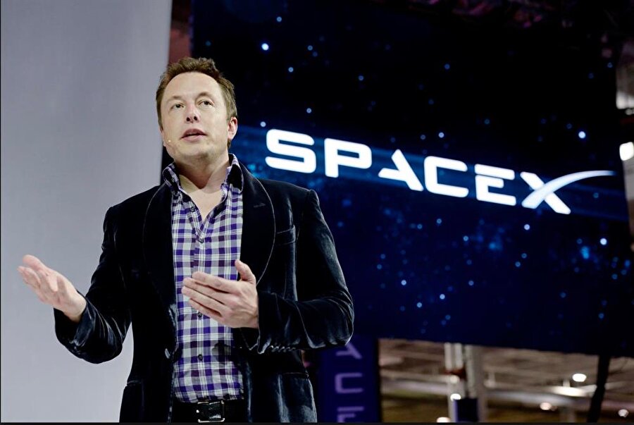 Tesla konusundaki 'pervazsız' tavrını SpaceX' yansıtmayan Elon Musk, uzay tutkusunun en önemli yansıması olan şirketine gözü gibi bakıyor. 