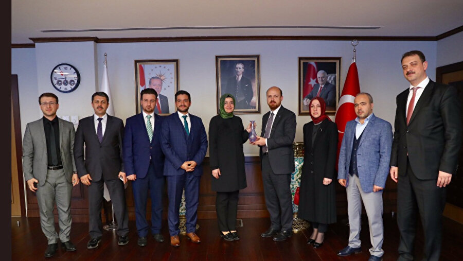 Ak Parti Genel Başkan yardımcısı Fatma Betül Sayan Kaya TGSP genel merkezini ziyaret etmişti.