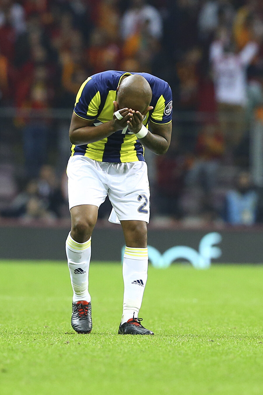 Andre Ayew'in Galatasaray maçında yararlanamadığı fırsatın ardından yaşadığı üzüntü.