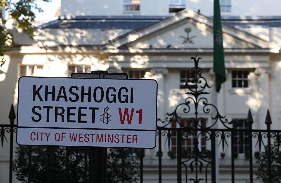  İngiltere’de Suudi Arabistan'ın Londra'daki Büyükelçiliği'ne giden yolun ismi ‘Khashoggi Street' yani ‘Kaşıkçı Caddesi' olarak değiştirilmesi için karar alındı. 