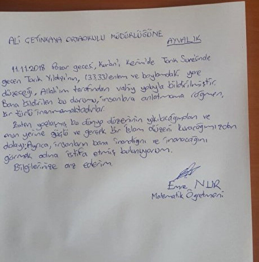 Matematik öğretmeni Emre Nur'un çalıştığı okul yönetimine sunduğu istifa mektubu