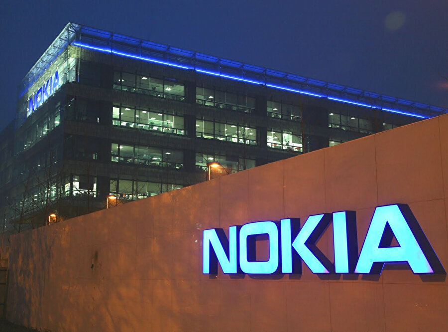 Nokia, eski görkemli günlerine dönebilmek için kurumsal boyutta da ciddi çalışmalar yürütüyor. 