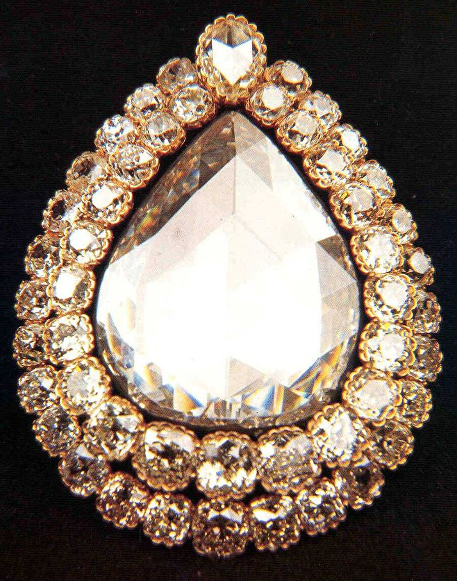 1927’de satışa çıkartılan mücevherlerin en meşhuru: Kaşıkçı Elması.