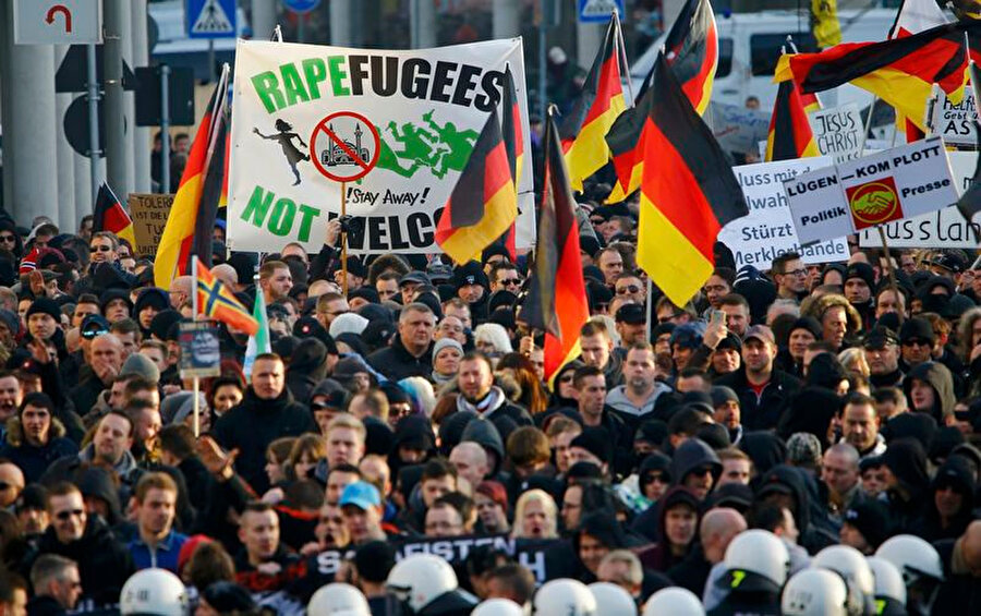 Özellikle Avrupa'da artan milliyetçilik göçmen karşıtı protestoların artmasına sebep oluyor.