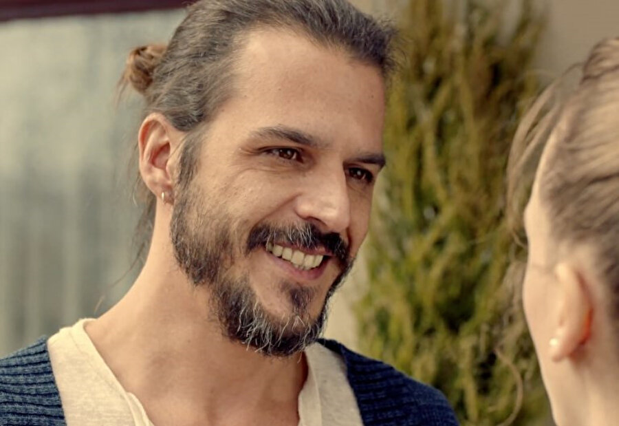 Mehmet Günsür son olarak internet üzerinden yayınlanan 'Fi' adlı dizide Deniz karakteriyle rol almıştı.