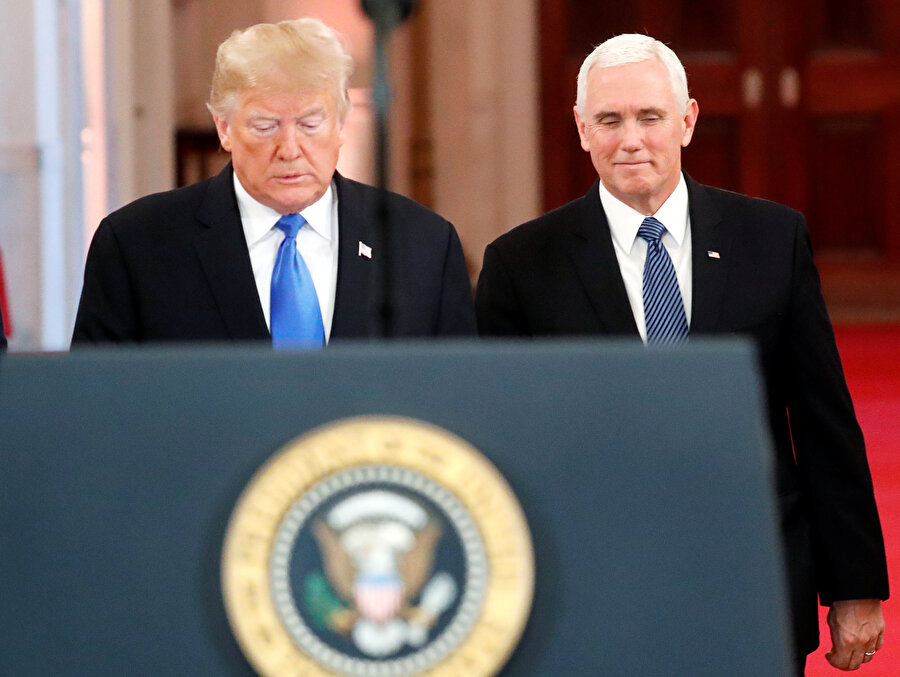 Trump'a, Başkan Yardımcısı Mike Pence eşlik etti.