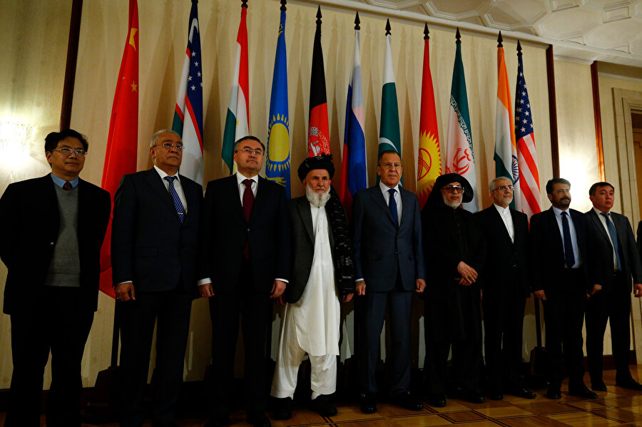 İkincisi gerçekleştirilen Afganistan müzakerelerine Afganistan'a komşu ülkelerin yetkilileri de katıldı. 