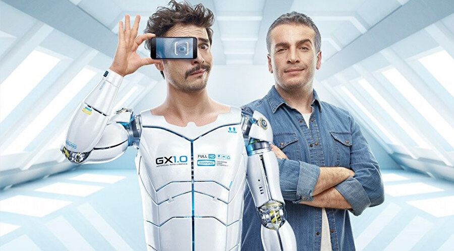 Ahmet Kural ve Murat Cemcir, Yapı Kredi bankasının reklam filminde rol almıştı.