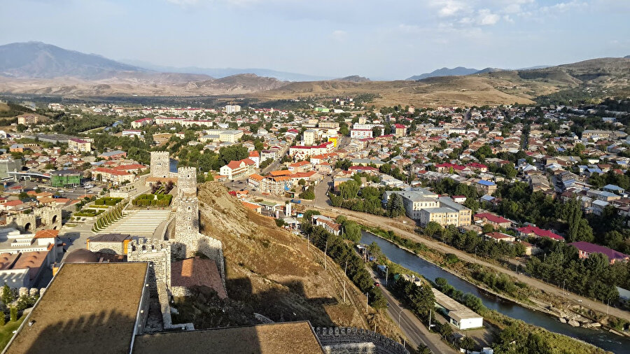 Ahıska Şehrinin genel görüntüsü. (Fotograf: Bülent Erata)