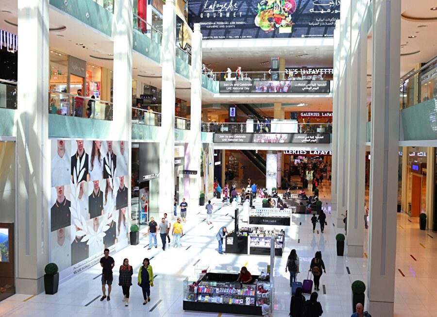  Dubai Mall perakende satış kompleksi