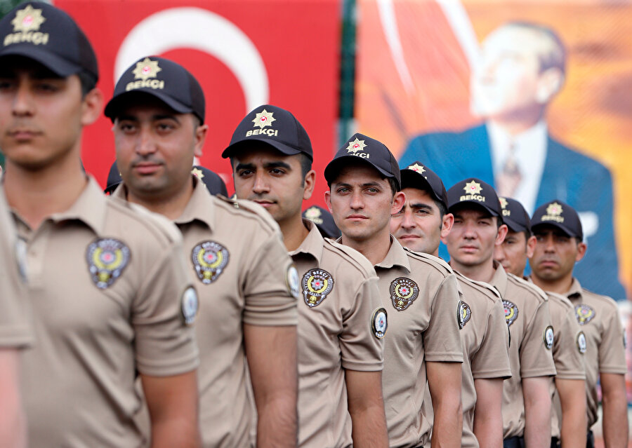 Ankara'da görevlendirilmek üzere alınan ve eğitimlerini başarıyla tamamlayan 175 çarşı ve mahalle bekçisi yemin etmişti.