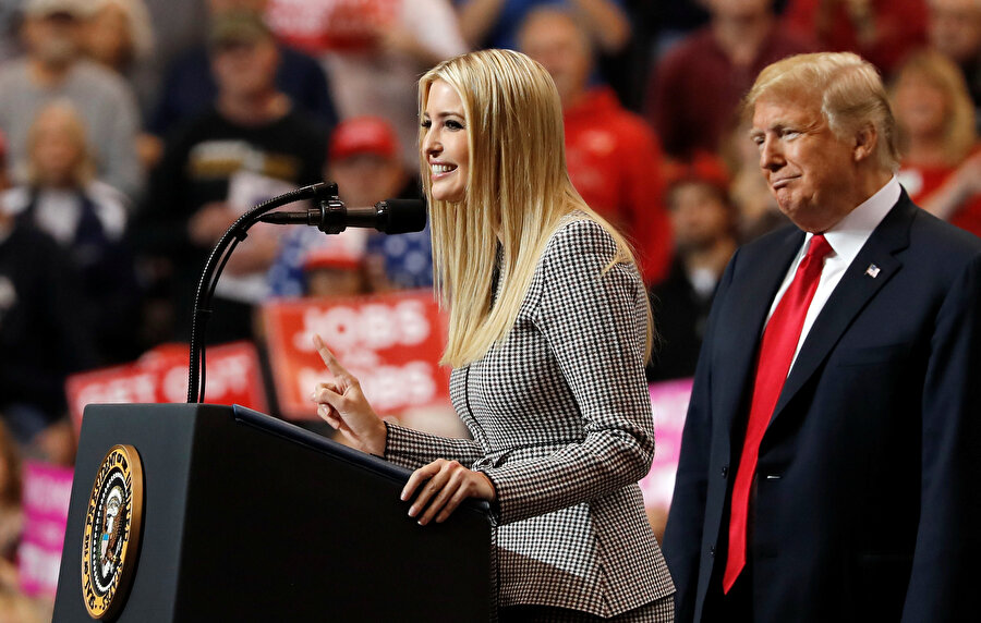 Ivanka Trump, ABD ara seçimlerinde babası Donald Trump ile birlikte hareket ediyordu.