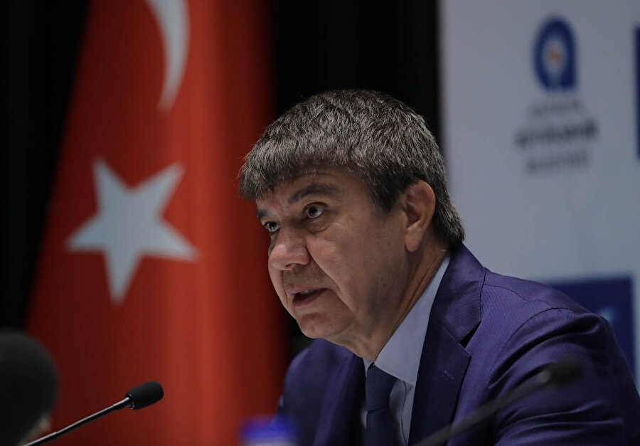 AK Partili Menderes Türel, Antalya Büyükşehir Belediyesi'nden tekrar aday gösterildi.