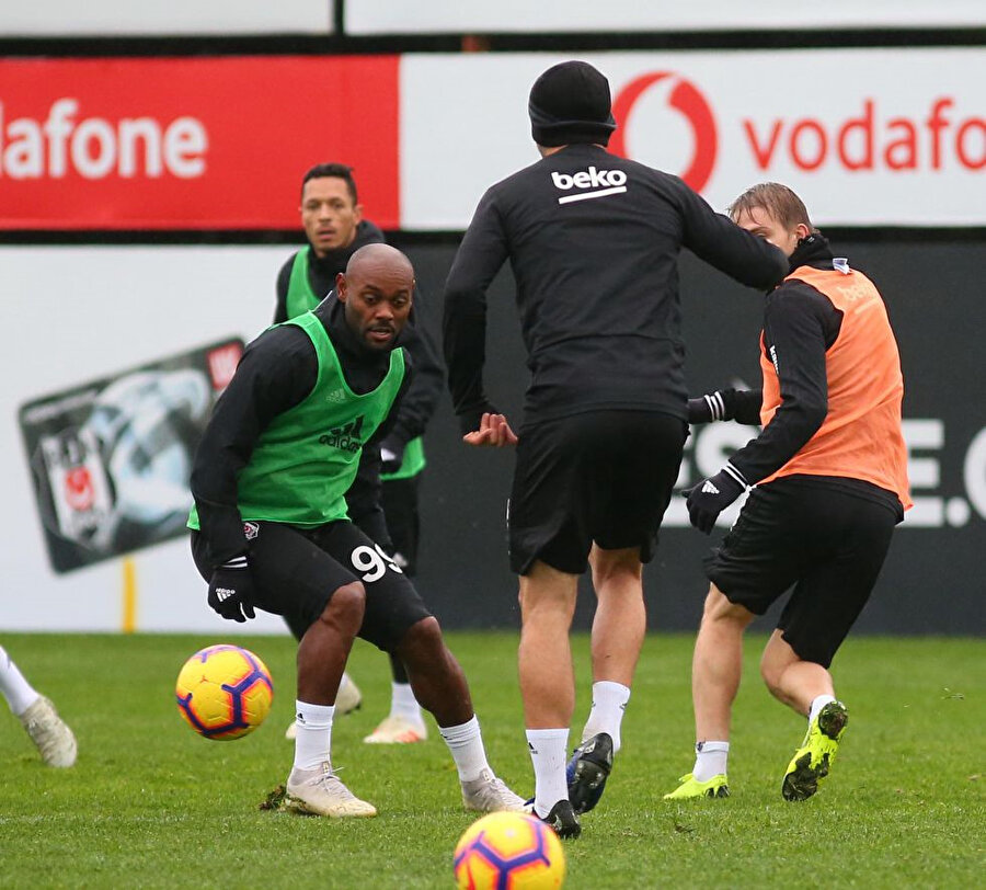 Beşiktaş, yaptığı antrenmanla MKE Ankaragücü maçının hazırlıklarını sürdürdü.