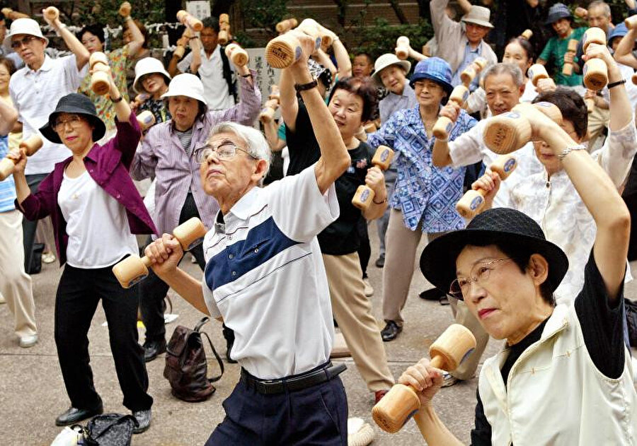 Dünya genelinde yaşlı nüfus oranı en yüksek olan ülke %26 ile Japonya olurken, yaşlı nüfus oranında Japonya’yı Avrupa Birliği ülkeleri takip ediyor. 