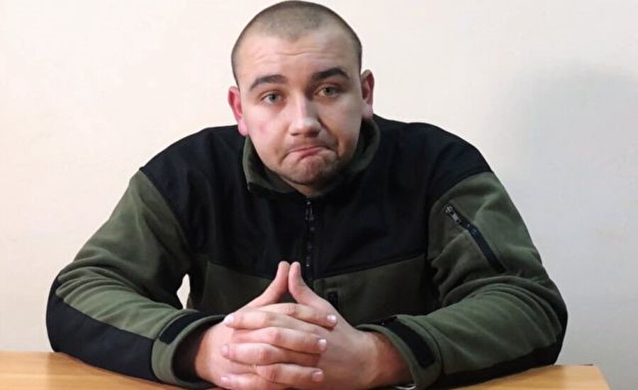 Görüntülü ifadesi yayımlananlardan üç askerden biri olan Ukraynalı donanma mensubu Andriy Drach.