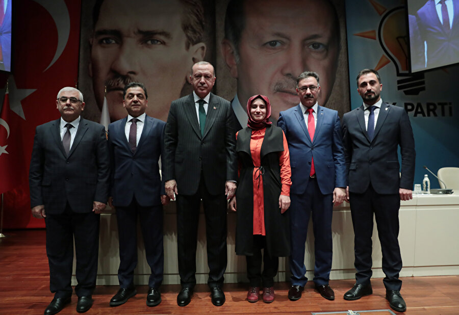 Cumhurbaşkanı Erdoğan, 14 ilin belediye başkan adaylarını açıkladı.