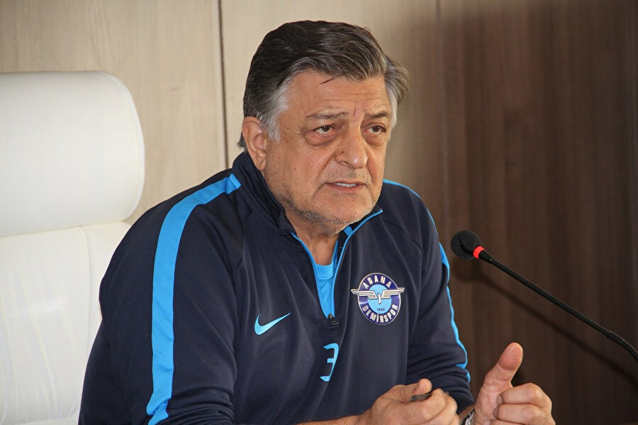 Yılmaz Vural şu anda Adana Demirspor'un başında görev yapıyor.