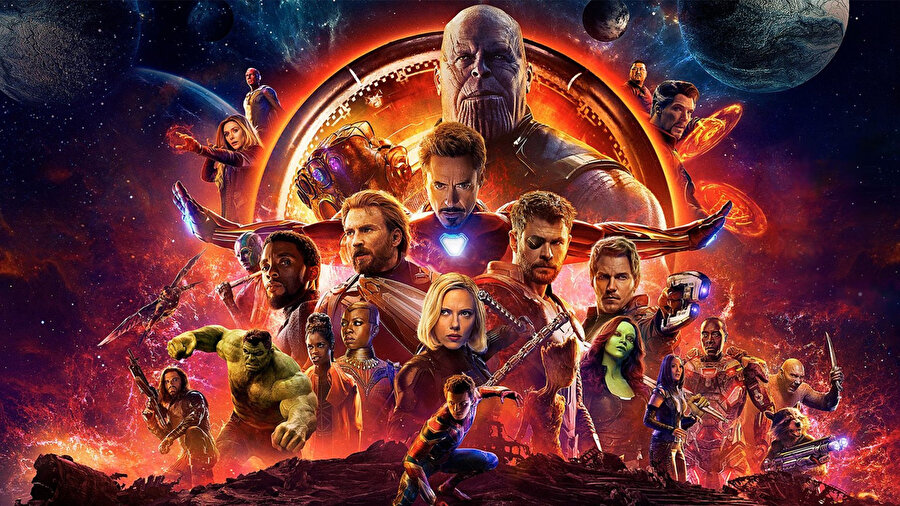 Geçtiğimiz yıl gösterime giren serinin ilk filmi Avangers: Infinity War, gişede 2.07 milyar hasılat yaparak ismini en çok izlenen filmler listesine yazdırmayı başarmıştı.