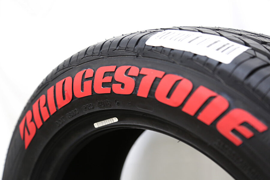 Bir başka uluslararası lastik üretici Bridgestone ise ülkedeki operasyonlarını Caracas merkezli Corimon'a devretmişti.