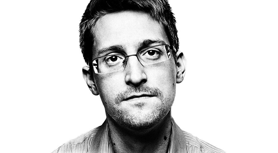 Eric Snowden, ABD gündemini belli periyotlarla meşgul etmeye devam ediyor.