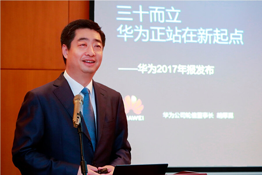 Ken Hu, Huawei'nin üst düzey yöneticileri arasında yer alıyor. 