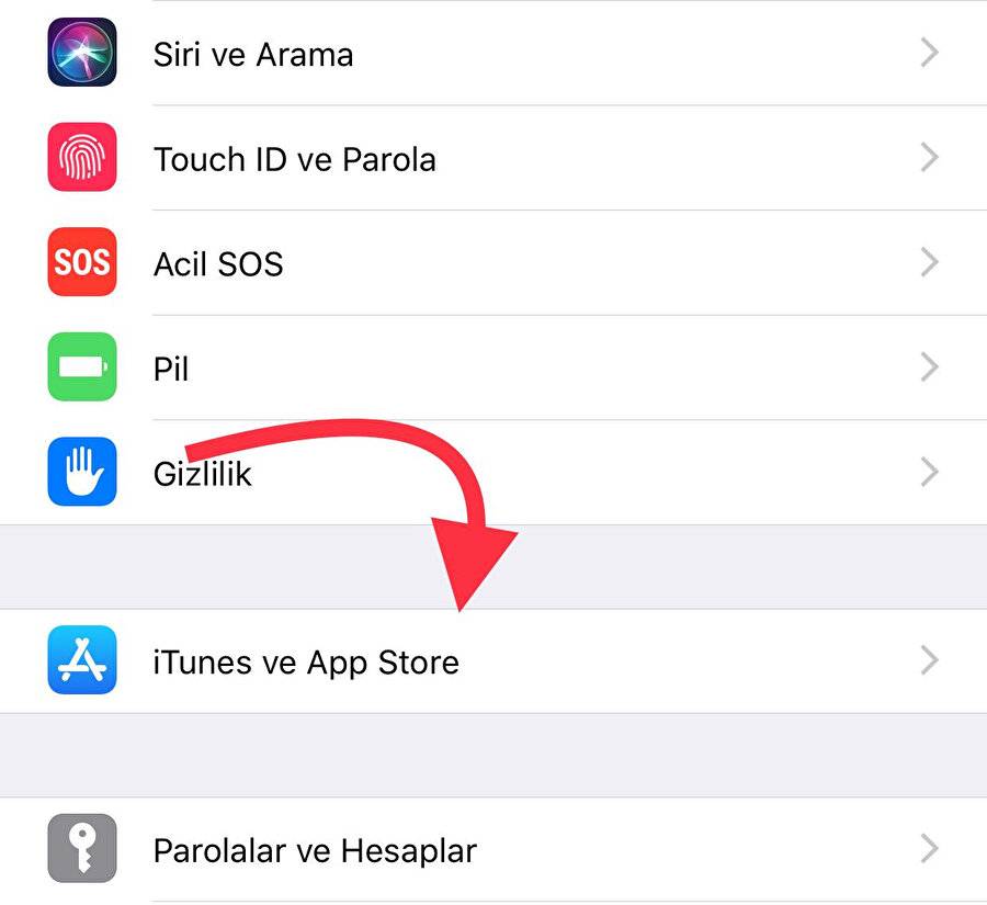 iPhone ya da iPad'lerde otomatik güncellemeyi kapatmak için ilk etapta Ayarlar üzerinden iTunes ve App Store bölümüne erişmek gerekiyor. 